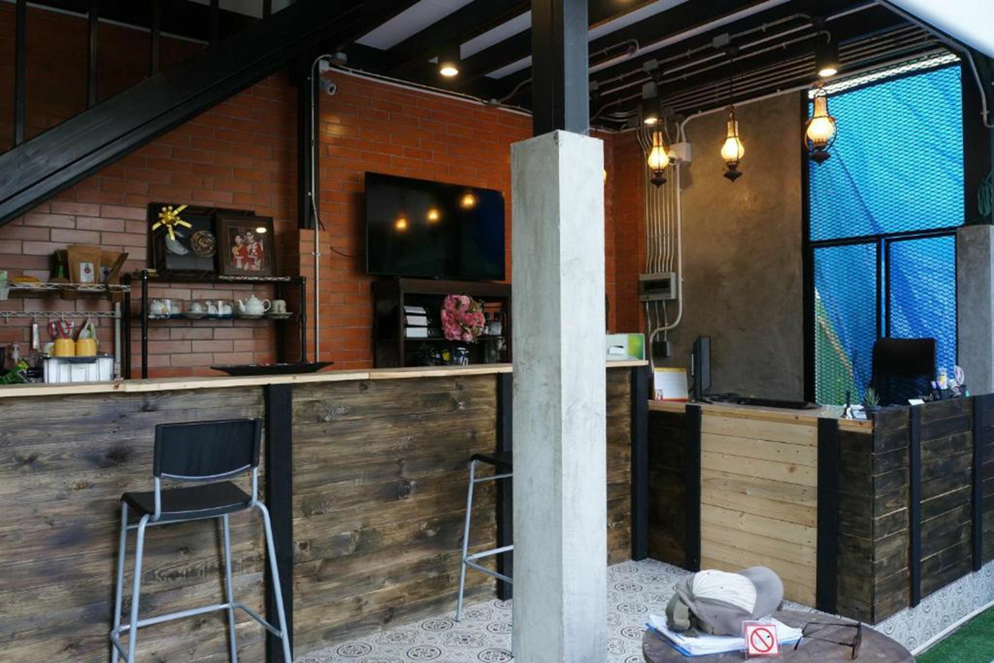 Green Teak House Bangkok Buitenkant foto